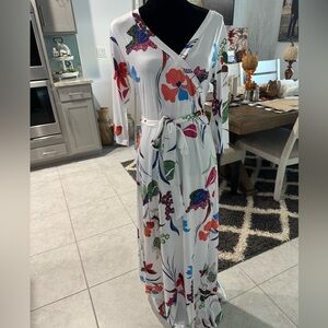 Floral V-Neck Maxi Dress